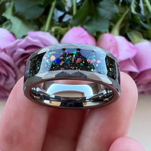 Wedding Rings Black Women Men Tungsten Ring Multicolor Galaxy Series Opal Chip Inlay Hammered Borde Finish Hoge kwaliteit Comfort Fit