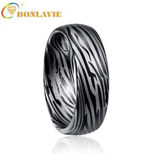 Anneaux de mariage BONLAVIE Taille 7-12 Largeur 8mm Dôme Damas Carbure De Tungstène Anneau Cadeau Pour Femmes Hommes Bijoux T095R Quality319S