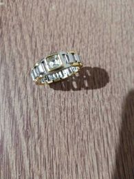 Wedding Rings Business ingelegde witte zirkoonpunkring voor mannen