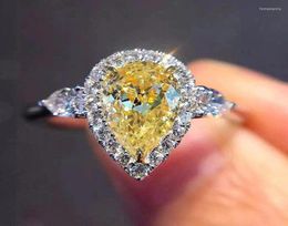 Anneaux de mariage Cao Shi Européen et Américain à eau jaune simple goutte à poitrine zircon ring femelle dames dames affaires Accès 6331008