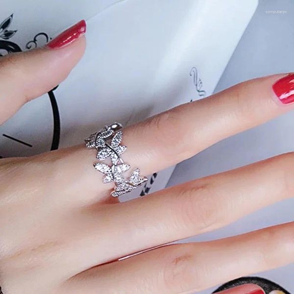 Anneaux de mariage Caoshi Sparkling Butterfly Ring Dame Luxury Luxury Engagement Party Accessoires Gold Couleur / Silver Couleur Bright Zirconie