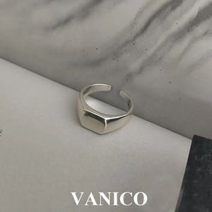 Trouwringen Klassieke eenvoudige effen vierkante zegelring 925 sterling zilver minimalistische eenvoudige platte top gepolijst open verstelbare ring voor dames 231214