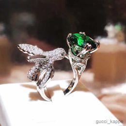 Anneaux de mariage Créatif Couleur Trésor Femelle Bague Simulation Santa Maria Vert Grand-Mère Ovale Colibri Bague Fête Anniversaire Cadeau R231006