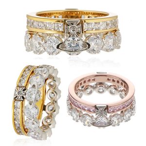 Anneaux de mariage Creative Crystal Ring Set pour les femmes 2 pièces Puzzle Style Finger Band Ice Out Zircon Stones Bijoux Fashion Trend 231208