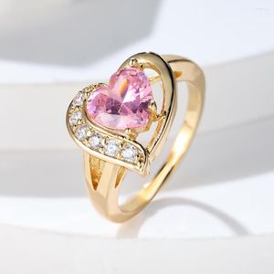 Trouwringen Leuke Roze Zirkoon Liefde Hart Voor Vrouwen Goud Kleur Valentijnsdag Bridal Bands Belofte Verlovingsring Sieraden Geschenken