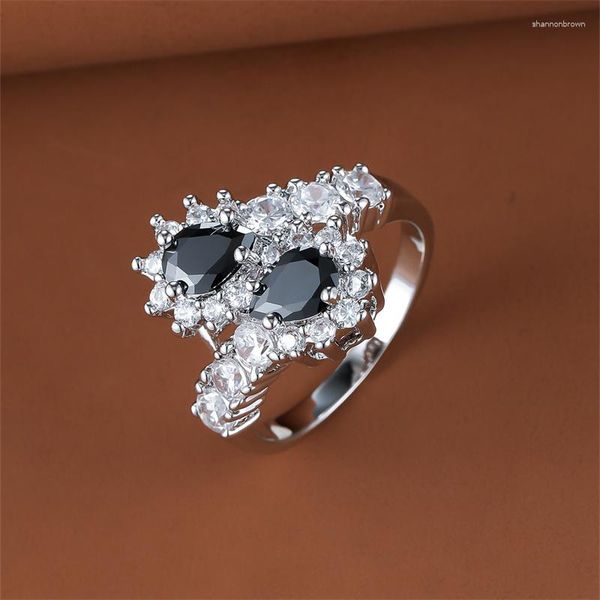 Anneaux De Mariage Double Goutte D'eau Noir Pierre Stagger Pour Les Femmes Argent Couleur Blanc Zircon Bandes Vintage Cocktail Anneau Bijoux Cadeau