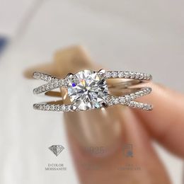 Anneaux de mariage DW marque de luxe 1CT diamant pierres précieuses anneaux torsadés pour les femmes 925 en argent Sterling cadeau de mariage à la mode bijoux fins 231214