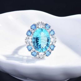 Anneaux De Mariage Europe Amérique Réglable Incrustation Ovale Cristal Zircon Exquis Géométrique Bijoux Pour Femmes Cadeau De Fête Éternité Anneau De Mariage