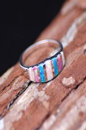 Trouwringen Mode kleurrijke synthese opaal voor vrouwen verzilverde regenboogbetrokkenheid belofte ring boho paar feestjuwelen7196014