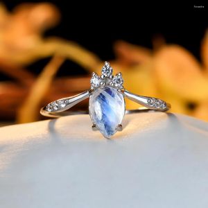 Anneaux de mariage mode goutte d'eau pierre de lune claire pour les femmes bandes or argent couleur bleu opale de feu anneau couronne fiançailles CZ