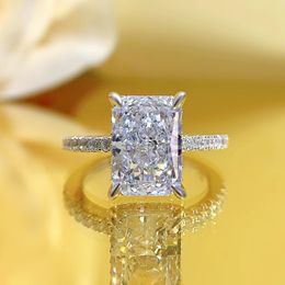 Fedi nuziali Fine Pure Sier High Carbon Rectangle 3ct Simulation Diamond Ring Radiant Cut Fashion Jewelry 221130