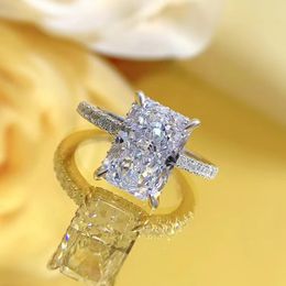 Anillos de boda Plata pura fina Rectángulo de alto carbono 3CT Simulación Anillo de diamante Corte radiante Joyería de moda