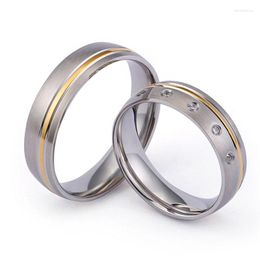 Anneaux de mariage couleur or argent bague en acier inoxydable personnalité cubique zircone Couple Alliance anniversaire bijoux