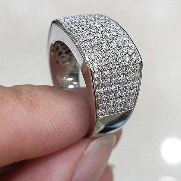 Anneaux de mariage Huitan Bling Zircon Cubique Pour Femmes Fiançailles De Luxe En Forme Géométrique Bijoux De Mode En Gros Lot