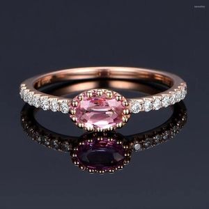 Anillos de boda Huitan Delicado anillo de compromiso para mujer Color oro rosa con piedra ovalada rosa Diseño simple Deslumbrante CZ Joyería de moda