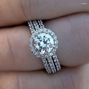 Huitan – bagues de mariage élégantes pour femmes, accessoires en zircone cubique, bijoux de fiançailles à la mode, joli cadeau, 2023 Ly