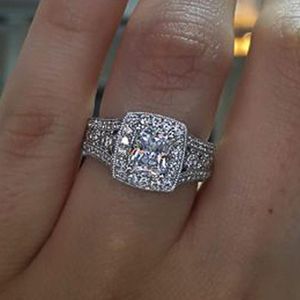 Anillos de boda Huitan exquisito anillo femenino estético patrón hueco propuesta brillante cristal Cubic Zirconia declaración joyería
