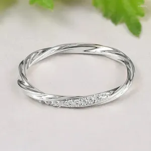 Wedding Rings Huitan Exquisite Thin For Women ingelegde kubieke zirconia mode bruidsaccessoires zilveren kleur/gouden kleur sieraden