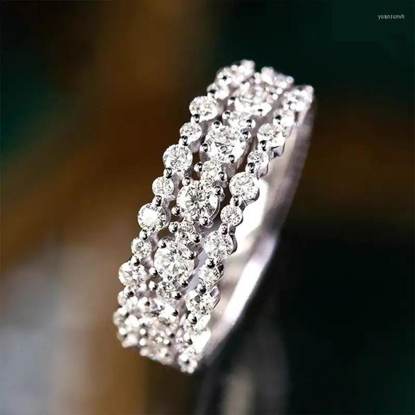 Anillos de boda Huitan, cristal de Zirconia cúbica brillante para bandas, accesorios, anillo de Color plateado de alta calidad, joyería de moda para mujer