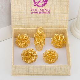 Trouwringen Italiaanse Vergulde Sieraden Set Unieke Vingerring Dames Grote Stijl Bloem Elegante Ringen Sieraden Sets Verstelbare Ring Geschenken 230901