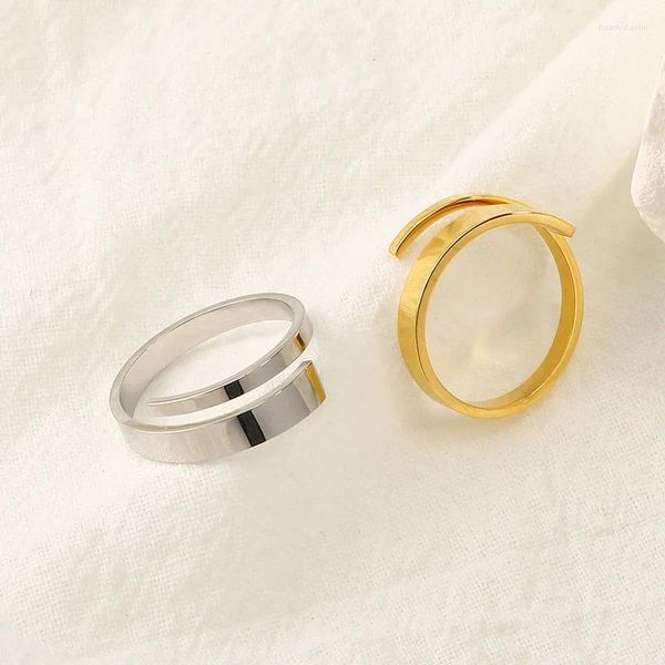 Anillos de boda Diseños de lujo Twist Geométrico Amante Simple Joyería de acero inoxidable para pareja Mujeres Hombres Accesorios Dropship Proveedores