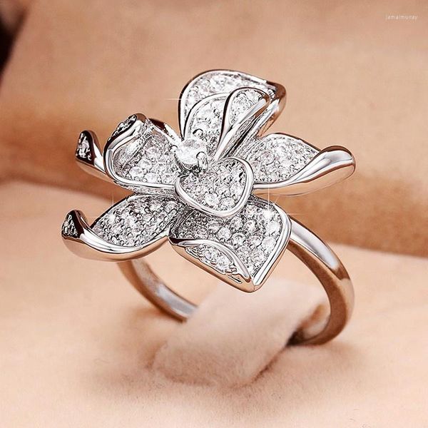 Anneaux de mariage de luxe femme grand camélia fleur bague couleur argent pour les femmes charme blanc Zircon pierre bijoux de fiançailles