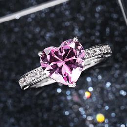 Anneaux de mariage Solitaire de luxe femmes coeur bagues de fiançailles rose cubique zircone proposition anneaux pour petite amie anniversaire cadeau R231127