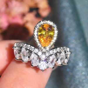 Anneaux de mariage De Luxe Goutte D'eau En Forme De Poire Asche Jaune Zircon Couronne Anneau Platine Magnifique Fiançailles Femme Bijoux