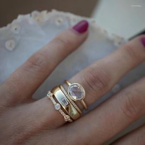 Anillos de boda Zircon de lujo Conjunto de anillos de cuatro piezas Moda Color dorado Mujeres nupciales Promesa Amor Engaent