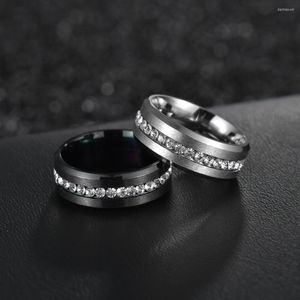 Wedding ringen heren 8 mm brede roestvrijstalen single row volledige diamant zirkoonring voor vrouwen verlovingsband belofte sieraden grootte 6-13
