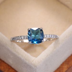 Anillos de boda Micro Set Zircon Sapphire Blue Square Diamond Anillo de diamantes Mujer Mujer Mujer Toby22