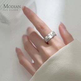 Anneaux de mariage Modian 100% 925 argent Sterling vague irrégulière mat élégant taille libre femelle bague pour femmes réglable Fine bijoux cadeau 231118