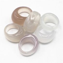 Wedding Rings Natural Stone Smooth Finger Engagement Wit Agate Ring Luxe sieraden Set voor vrouwelijke mannen Bands Groothandel 15mm 17#18#19#