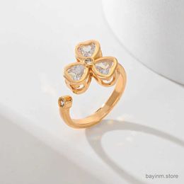 Bagues de mariage nouvellement lancées riches personnalisées bague ouverte ouverte à la mode et à anneau d'or exquis bijoux de mariage en zircon