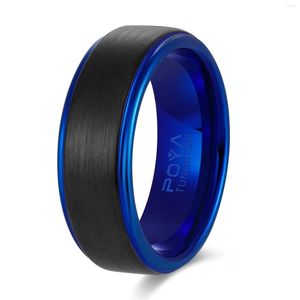 Trouwringen Poya getrapte randen blauw verguld 8 mm wolfraamcarbide voor heren