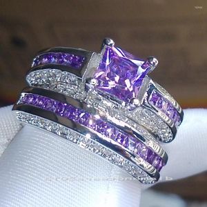 Anneaux de mariage professionnel en gros taille 5-10 luxe à la mode 10kt or blanc rempli violet CZ pierres simulées anneau ensemble-cadeau