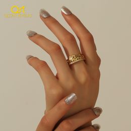 Anneaux de mariage Qitian cincin nama 3D personnalisé baja tahan karat perhiasan Hip Hop avec bijoux en cristal CZ pour Wanita Pria kepribadian hadiah Hari Ibu 230904