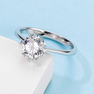 Wedding Rings Romantic 6 Claws 925 Silver Ring Snowflake Style Ring Engagement Anniversary Ring 1CT Ronde Uitstekende Cut 220829