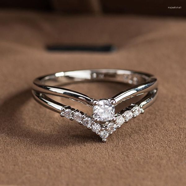 Anillos de boda de Color plateado, circonita cúbica, compromiso clásico para mujer, regalo elegante, anillo de piedra de imitación Simple, joyería