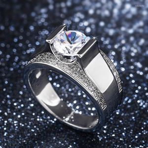 Anneaux de mariage couleur argent bandes de luxe doigt Solitaire rond zircone cristal bijoux de mariage masculin