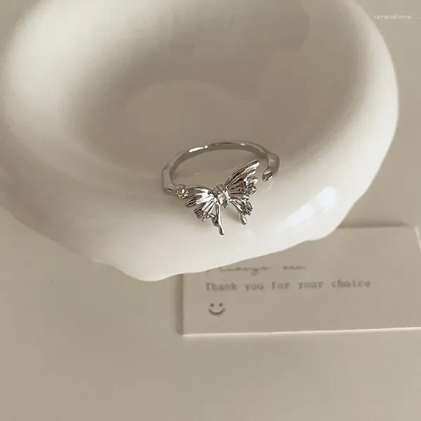 Anneaux de mariage couleur argent Zircon fleurs arc anneau réglable pour les femmes simples belles accessoires de princesse cadeau