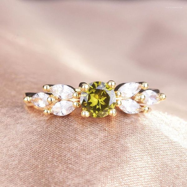 Anneaux de mariage Engagement d'or ￠ la mode simple pour les femmes Shine Olive Green Cz en pierre Incru