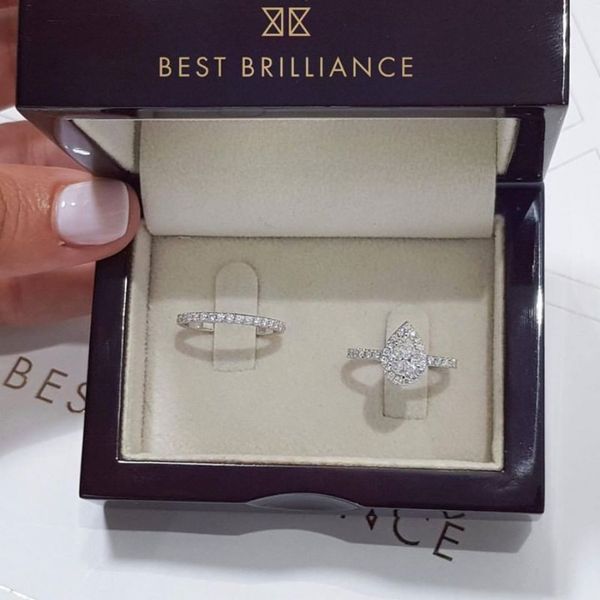 Anneaux de mariage Simple Water Drop Zircon Engagement Ring Set Womens avec micro pave mignon Anneaux féminins en forme de poirie