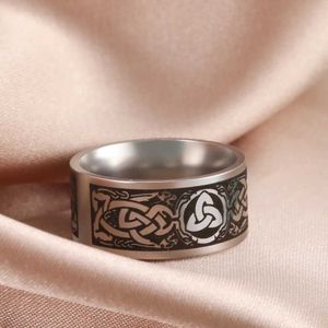 Bagues de mariage skyrim en acier inoxydable Triquetra Anneau de nœud irlandais pour hommes femmes vintage nordique anneaux de doigt talisman