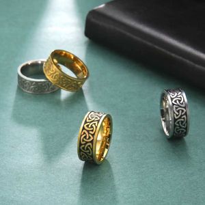 Trouwringen Skyrim Triquetra Ring voor mannen Vrouwen Vintage roestvrijstalen amulet Celtics Knooppaar Punk Finger Rings sieraden cadeau