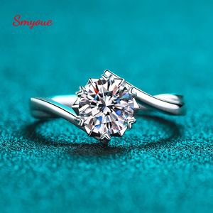 Anillos de boda Smyoue 032 100 Anillo real para mujeres Chapado en oro blanco S925 Plata sólida Banda de diamante simulada de lujo 231128