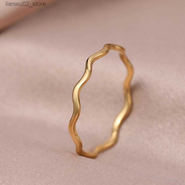 Anillos de boda Anillo de acero inoxidable lámpara de onda minimalista lujoso elegante anillo de pareja de moda joyería para mujer boda regalo de moda y exquisito Q240315