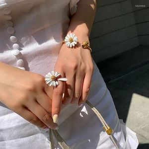 Wedding Rings Summer Trend White Floral Daisy Flower For Girls Korean Fashion Email Zonnebloemring Vrouwelijke sieraden Set Brincos Anillos