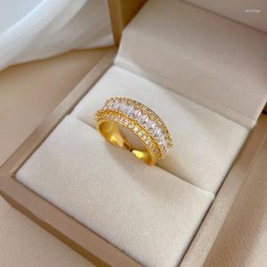Anneaux de mariage à la mode femmes cristal avec brillant zircon cubique bague de fiançailles de luxe bijoux de fête de mode goutte