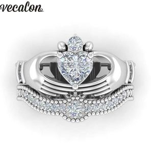 Anillos de boda Vecalon Amantes de lujo Claddagh Anillo 1ct 5A Zircon Cz Oro blanco Lleno de banda de compromiso Conjunto para mujeres Men2042